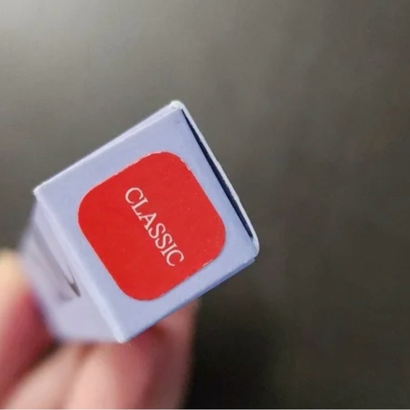 💋🫦💄 LIPSTICK BUNDLE 👀 - Picture 7 of 8